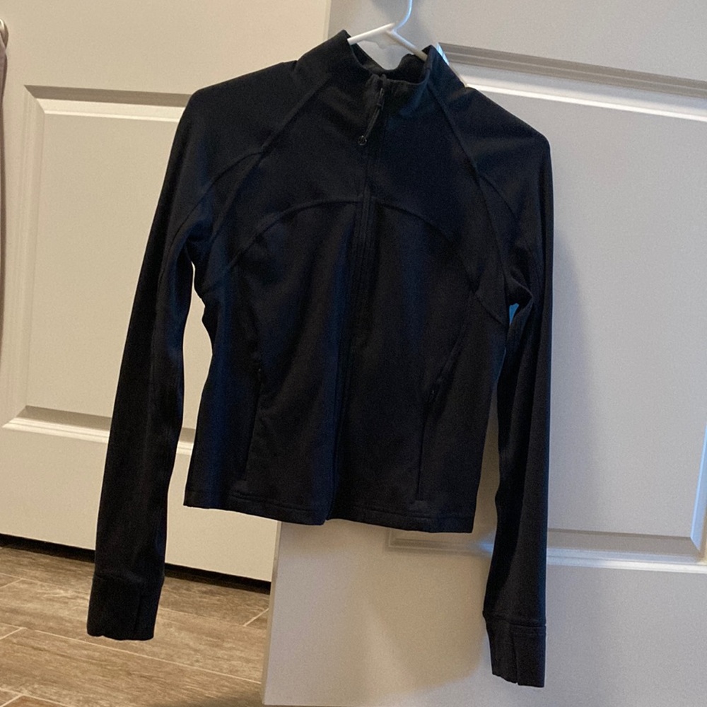 NWOT Lululemon Nulu Cropped Define Jacket, black, size 8
